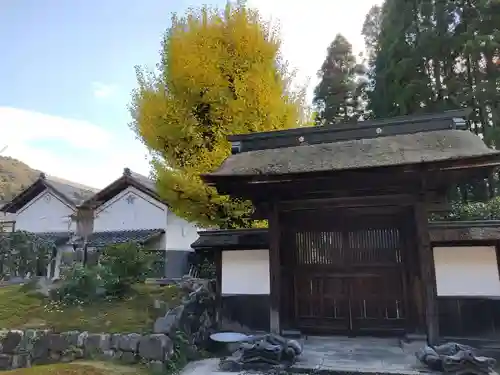 崇禅寺の山門・神門