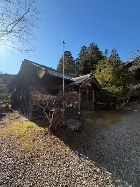 八柱神社(大内山)の{uncategorized: "未分類", other: "その他", undefined: "問題あり", building: "その他建物", grave: "お墓", sacred_gate: "鳥居", guardian: "狛犬", statue: "像", buddha: "仏像", history: "歴史", nature: "自然", garden: "庭園", animal: "動物", pagoda: "塔", temizu: "手水舎", mountain_gate: "山門・神門", sanctuary: "本殿・本堂", subordinate: "末社・摂社", art: "芸術", scenery: "景色", jizo: "地蔵", ema: "絵馬", goshuin: "御朱印", omikuji: "おみくじ", items: "授与品その他", amulet: "お守り", goshuincho: "御朱印帳", eats: "食事", festival: "お祭り", votive_dance: "神楽", shichigosan: "七五三参", wedding: "結婚式", experience: "体験その他", initially: "初詣", around: "周辺", anti_infection: "感染症対策"}