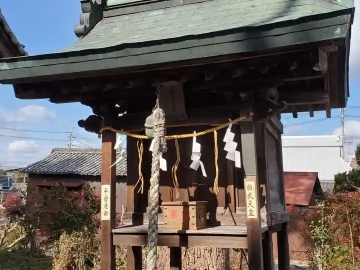 崇道天皇神社の末社・摂社