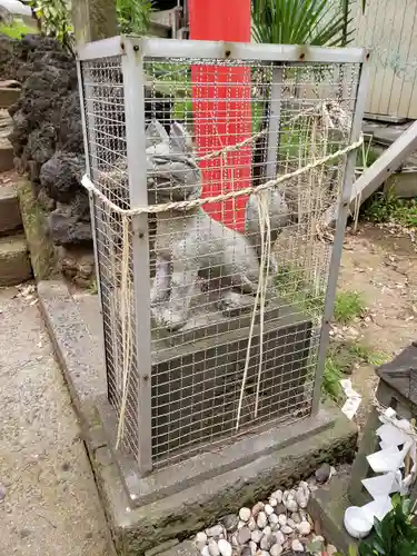 岩山稲荷神社の狛犬