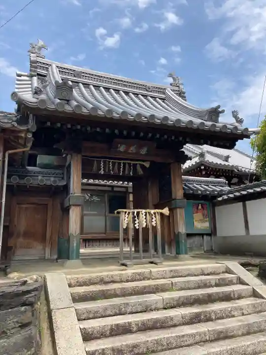 應其寺の山門・神門