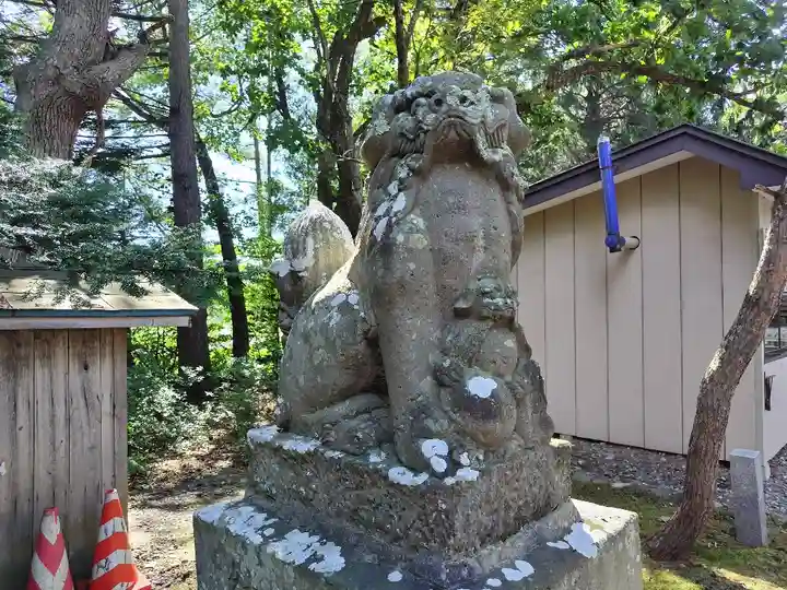 足寄神社の狛犬