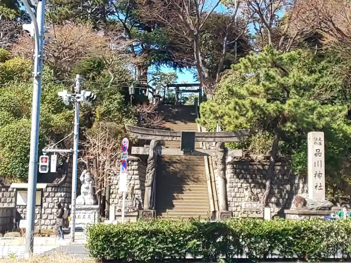 品川神社の鳥居