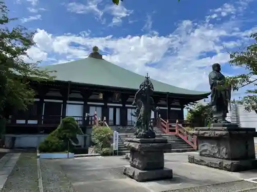 長勝寺の本殿・本堂