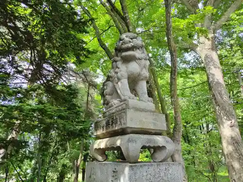 東神楽神社の狛犬