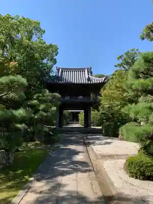 伊勢の国 四天王寺の山門・神門