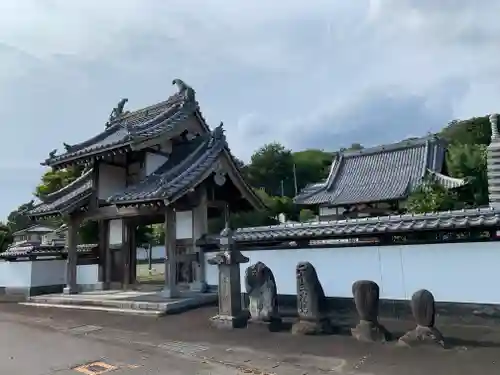国瑞寺の山門・神門