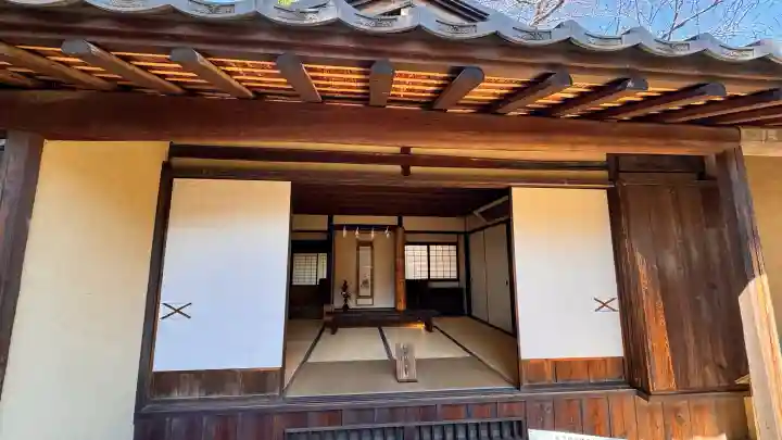 松陰神社の{uncategorized: "未分類", other: "その他", undefined: "問題あり", building: "その他建物", grave: "お墓", sacred_gate: "鳥居", guardian: "狛犬", statue: "像", buddha: "仏像", history: "歴史", nature: "自然", garden: "庭園", animal: "動物", pagoda: "塔", temizu: "手水舎", mountain_gate: "山門・神門", sanctuary: "本殿・本堂", subordinate: "末社・摂社", art: "芸術", scenery: "景色", jizo: "地蔵", ema: "絵馬", goshuin: "御朱印", omikuji: "おみくじ", items: "授与品その他", amulet: "お守り", goshuincho: "御朱印帳", eats: "食事", festival: "お祭り", votive_dance: "神楽", shichigosan: "七五三参", wedding: "結婚式", experience: "体験その他", initially: "初詣", around: "周辺", anti_infection: "感染症対策"}