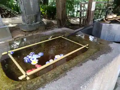 紅葉八幡宮の手水舎