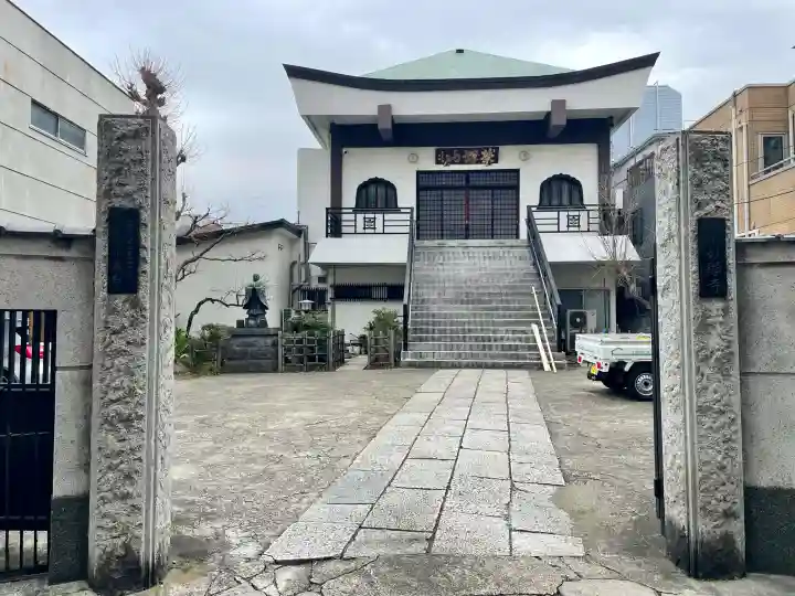 妙顕寺の{uncategorized: "未分類", other: "その他", undefined: "問題あり", building: "その他建物", grave: "お墓", sacred_gate: "鳥居", guardian: "狛犬", statue: "像", buddha: "仏像", history: "歴史", nature: "自然", garden: "庭園", animal: "動物", pagoda: "塔", temizu: "手水舎", mountain_gate: "山門・神門", sanctuary: "本殿・本堂", subordinate: "末社・摂社", art: "芸術", scenery: "景色", jizo: "地蔵", ema: "絵馬", goshuin: "御朱印", omikuji: "おみくじ", items: "授与品その他", amulet: "お守り", goshuincho: "御朱印帳", eats: "食事", festival: "お祭り", votive_dance: "神楽", shichigosan: "七五三参", wedding: "結婚式", experience: "体験その他", initially: "初詣", around: "周辺", anti_infection: "感染症対策"}