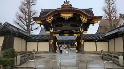 東本願寺(真宗本廟)の山門・神門