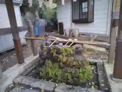 雷神社の手水