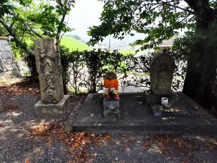 繁多寺(愛媛県)