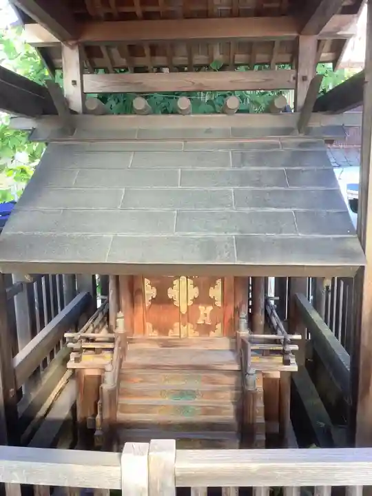 祠(屋根神様)(愛知県)