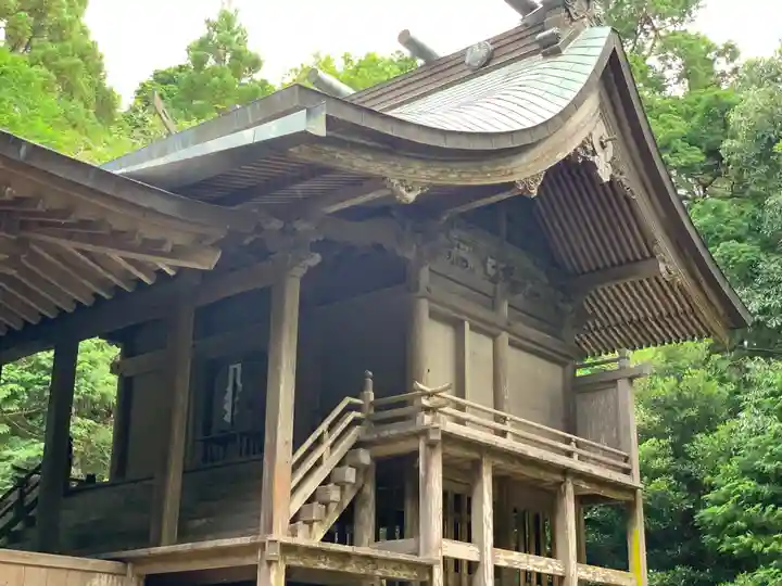 江田神社の本殿・本堂