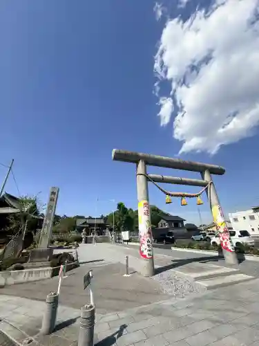 白鷺神社の{uncategorized: "未分類", other: "その他", undefined: "問題あり", building: "その他建物", grave: "お墓", sacred_gate: "鳥居", guardian: "狛犬", statue: "像", buddha: "仏像", history: "歴史", nature: "自然", garden: "庭園", animal: "動物", pagoda: "塔", temizu: "手水舎", mountain_gate: "山門・神門", sanctuary: "本殿・本堂", subordinate: "末社・摂社", art: "芸術", scenery: "景色", jizo: "地蔵", ema: "絵馬", goshuin: "御朱印", omikuji: "おみくじ", items: "授与品その他", amulet: "お守り", goshuincho: "御朱印帳", eats: "食事", festival: "お祭り", votive_dance: "神楽", shichigosan: "七五三参", wedding: "結婚式", experience: "体験その他", initially: "初詣", around: "周辺", anti_infection: "感染症対策"}