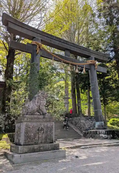 諏訪大社上社前宮(長野県)