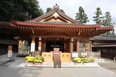 高麗神社の本殿・本堂