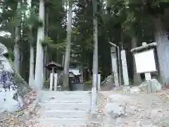 甲斐駒ヶ岳神社の建物その他