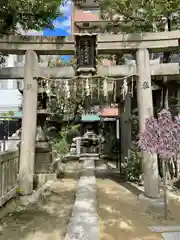 玉造稲荷神社の鳥居