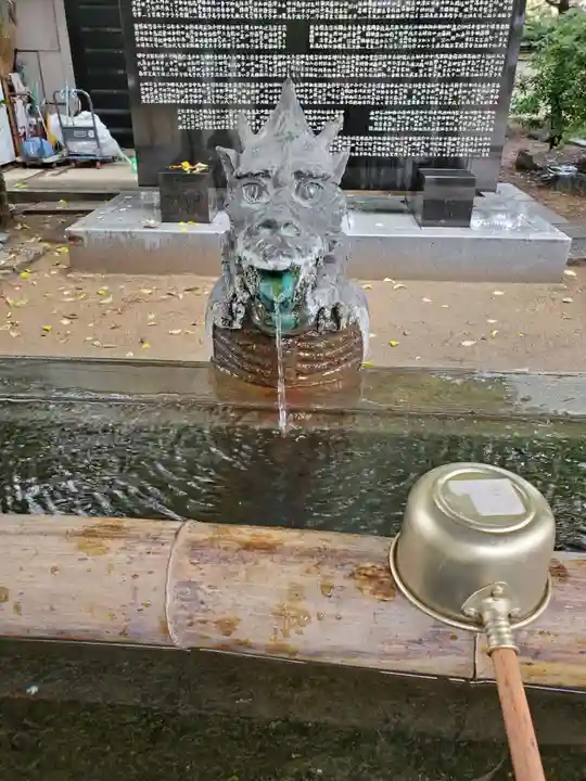 蓮馨寺の手水舎