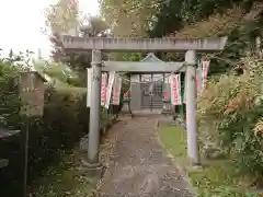 藤川稲荷の鳥居