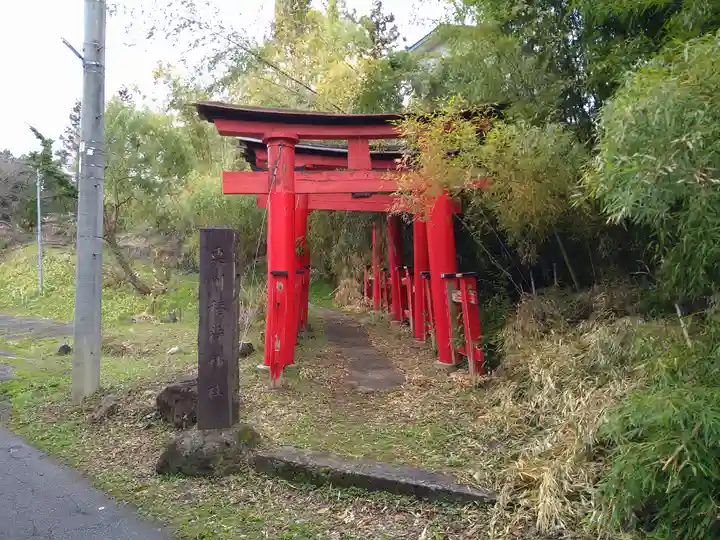 栗川稲荷神社(山形県)
