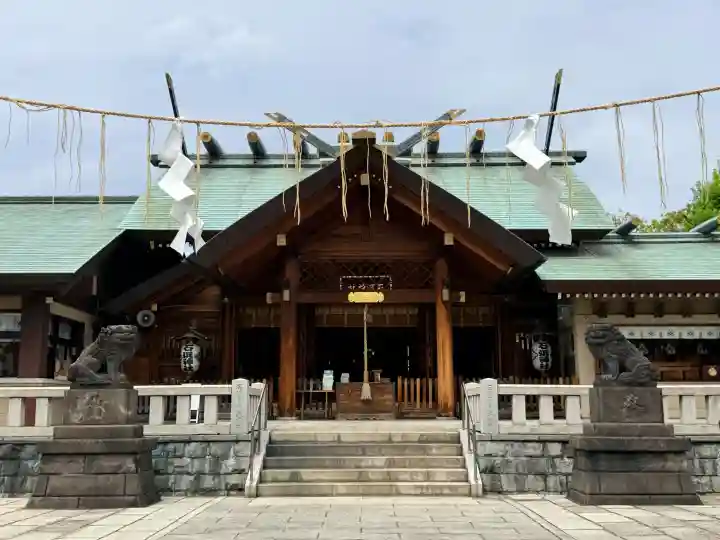 石濱神社の{uncategorized: "未分類", other: "その他", undefined: "問題あり", building: "その他建物", grave: "お墓", sacred_gate: "鳥居", guardian: "狛犬", statue: "像", buddha: "仏像", history: "歴史", nature: "自然", garden: "庭園", animal: "動物", pagoda: "塔", temizu: "手水舎", mountain_gate: "山門・神門", sanctuary: "本殿・本堂", subordinate: "末社・摂社", art: "芸術", scenery: "景色", jizo: "地蔵", ema: "絵馬", goshuin: "御朱印", omikuji: "おみくじ", items: "授与品その他", amulet: "お守り", goshuincho: "御朱印帳", eats: "食事", festival: "お祭り", votive_dance: "神楽", shichigosan: "七五三参", wedding: "結婚式", experience: "体験その他", initially: "初詣", around: "周辺", anti_infection: "感染症対策"}