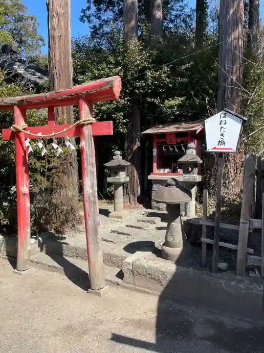 大間々神明宮の{uncategorized: "未分類", other: "その他", undefined: "問題あり", building: "その他建物", grave: "お墓", sacred_gate: "鳥居", guardian: "狛犬", statue: "像", buddha: "仏像", history: "歴史", nature: "自然", garden: "庭園", animal: "動物", pagoda: "塔", temizu: "手水舎", mountain_gate: "山門・神門", sanctuary: "本殿・本堂", subordinate: "末社・摂社", art: "芸術", scenery: "景色", jizo: "地蔵", ema: "絵馬", goshuin: "御朱印", omikuji: "おみくじ", items: "授与品その他", amulet: "お守り", goshuincho: "御朱印帳", eats: "食事", festival: "お祭り", votive_dance: "神楽", shichigosan: "七五三参", wedding: "結婚式", experience: "体験その他", initially: "初詣", around: "周辺", anti_infection: "感染症対策"}