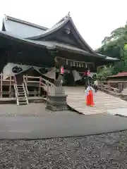 府八幡宮の本殿