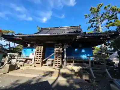 重蔵神社の{uncategorized: "未分類", other: "その他", undefined: "問題あり", building: "その他建物", grave: "お墓", sacred_gate: "鳥居", guardian: "狛犬", statue: "像", buddha: "仏像", history: "歴史", nature: "自然", garden: "庭園", animal: "動物", pagoda: "塔", temizu: "手水舎", mountain_gate: "山門・神門", sanctuary: "本殿・本堂", subordinate: "末社・摂社", art: "芸術", scenery: "景色", jizo: "地蔵", ema: "絵馬", goshuin: "御朱印", omikuji: "おみくじ", items: "授与品その他", amulet: "お守り", goshuincho: "御朱印帳", eats: "食事", festival: "お祭り", votive_dance: "神楽", shichigosan: "七五三参", wedding: "結婚式", experience: "体験その他", initially: "初詣", around: "周辺", anti_infection: "感染症対策"}