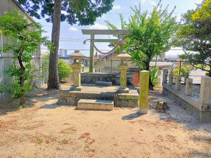 天満神社(鷲塚天満神社)の末社・摂社