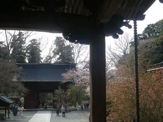 妙本寺の山門・神門