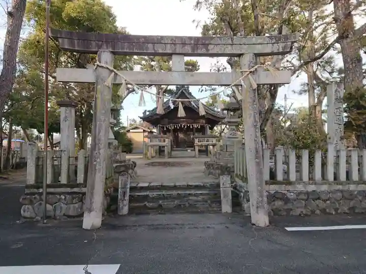 西之森神社の鳥居