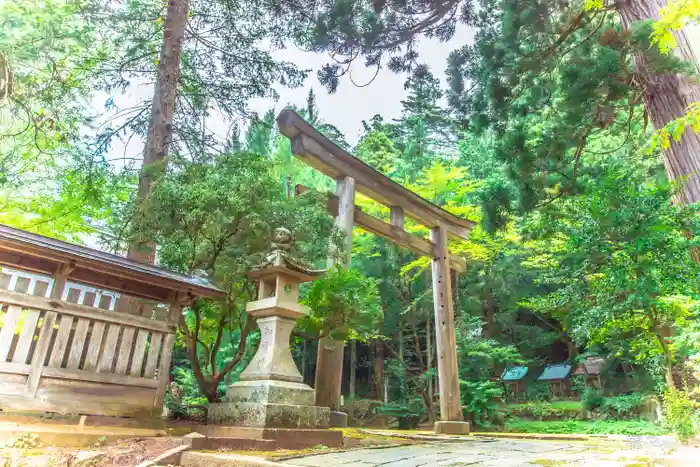 鳥海山大物忌神社蕨岡口ノ宮の鳥居