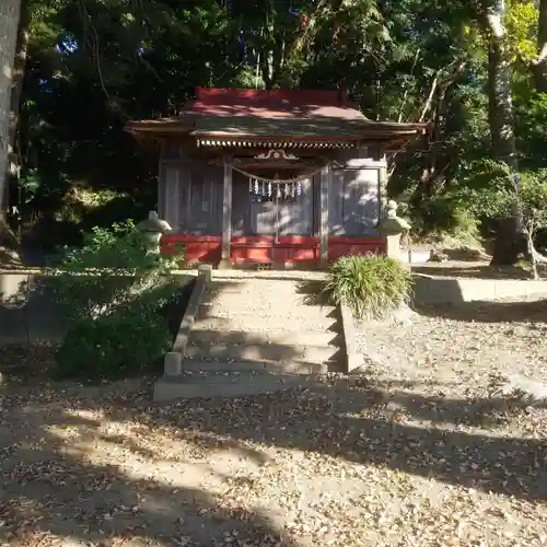 根山神社の本殿・本堂