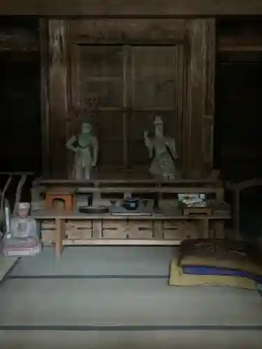 中ノ沢観音堂の本殿・本堂