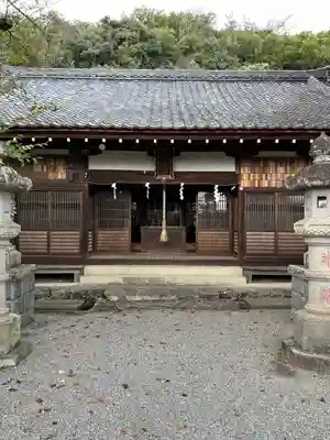 山梨岡神社(山梨県)