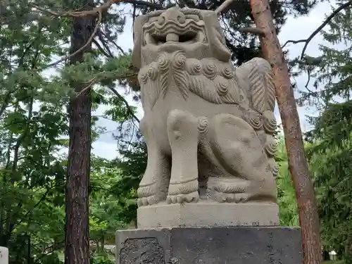 上川神社頓宮の狛犬