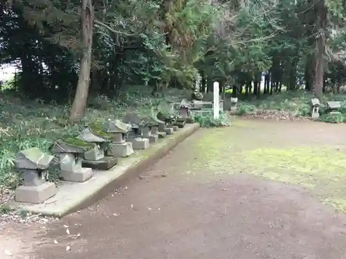 二宮赤城神社の末社