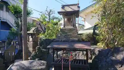 諏訪神社の末社・摂社