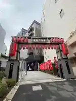 赤坂不動尊威徳寺の山門・神門