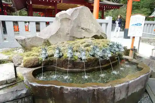 箱根神社の手水舎