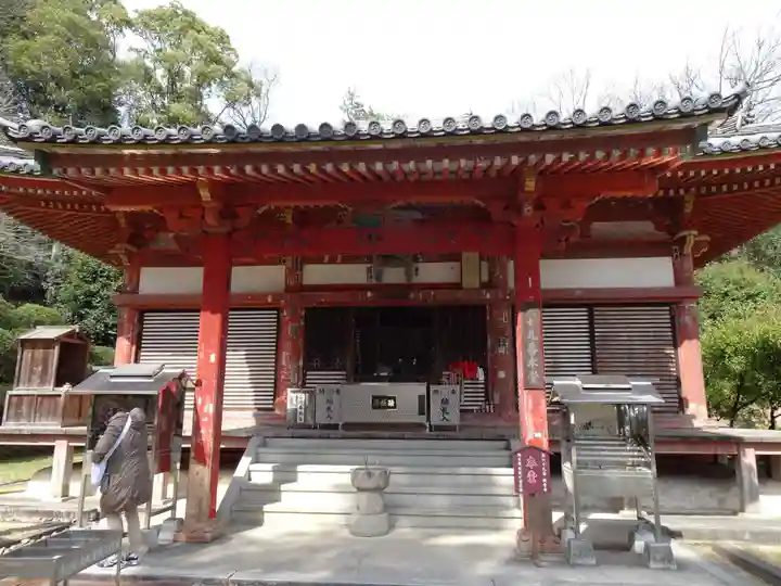 観音寺の本殿・本堂