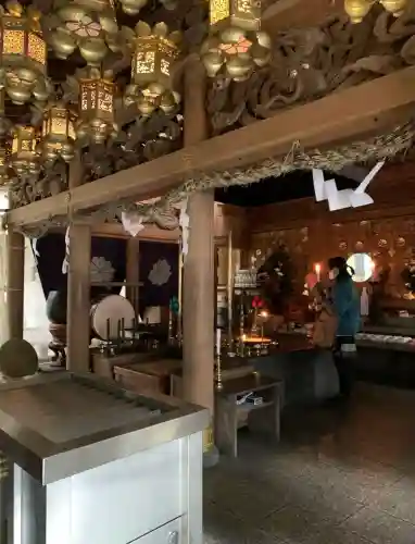 脳天大神龍王院の{uncategorized: "未分類", other: "その他", undefined: "問題あり", building: "その他建物", grave: "お墓", sacred_gate: "鳥居", guardian: "狛犬", statue: "像", buddha: "仏像", history: "歴史", nature: "自然", garden: "庭園", animal: "動物", pagoda: "塔", temizu: "手水舎", mountain_gate: "山門・神門", sanctuary: "本殿・本堂", subordinate: "末社・摂社", art: "芸術", scenery: "景色", jizo: "地蔵", ema: "絵馬", goshuin: "御朱印", omikuji: "おみくじ", items: "授与品その他", amulet: "お守り", goshuincho: "御朱印帳", eats: "食事", festival: "お祭り", votive_dance: "神楽", shichigosan: "七五三参", wedding: "結婚式", experience: "体験その他", initially: "初詣", around: "周辺", anti_infection: "感染症対策"}