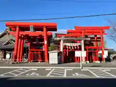 小泉稲荷神社の鳥居