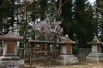 田村神社の末社・摂社