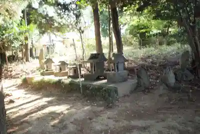 金鑚神社の末社・摂社