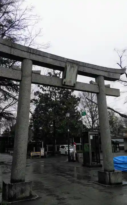 諏訪神社の鳥居