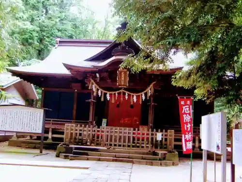 氷川女體神社の本殿・本堂